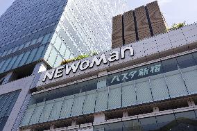 Exterior, logo and signboard of NEWoMan Shinjuku, BusTa Shinjuku