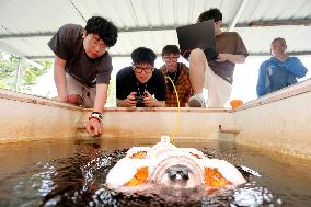 Intelligent Aquaculture Robot
