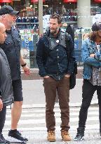 Exclu - Keanu Reeves Arrives At His Concert - Paris