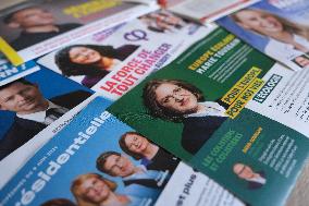 French Flyers For The European Election Campaign - Paris