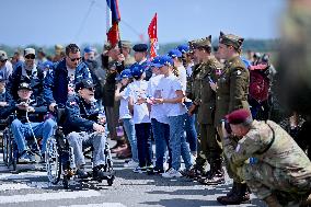 Brigitte Macron Welcomes Veterans - Deauville