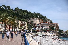 Daily Life In Nice, France