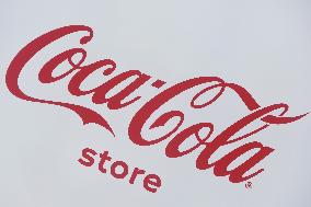 Coca-Cola Fashion Concept Store in Hangzhou