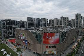 Super Large Commercial Complex INTIME CITY in Hangzhou