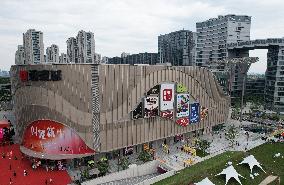 Super Large Commercial Complex INTIME CITY in Hangzhou