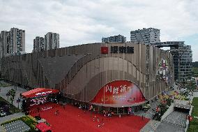 Super Large Commercial Complex INTIME CITY in Hangzhou