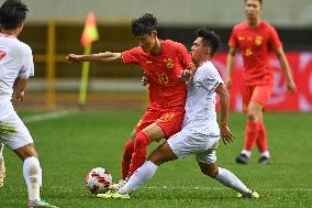 (SP)CHINA-SHAANXI-WEINAN-FOOTBALL-FRIENDLY MATCH-CHN VS VIE (CN)