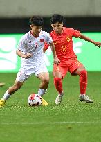 (SP)CHINA-SHAANXI-WEINAN-FOOTBALL-FRIENDLY MATCH-CHN VS VIE (CN)