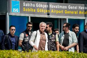 Jose Mourinho Arrives in Istanbul