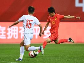 (SP)CHINA-SHAANXI-WEINAN-FOOTBALL-FRIENDLY MATCH-CHN VS VIE (CN)