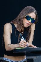 Angelina Mango Signing Copies