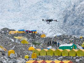 (FOCUS)NEPAL-MOUNT QOMOLANGMA-DJI-DRONE DELIVERY TESTS