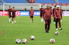 (SP)CHINA-SHENYANG-FOOTBALL-FIFA WORLD CUP QUALIFIER-CHINA VS THAILAND-TRAINING (CN)