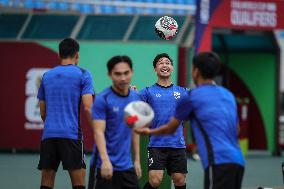 (SP)CHINA-SHENYANG-FOOTBALL-FIFA WORLD CUP QUALIFIER-CHINA VS THAILAND-TRAINING (CN)