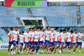 (SP)MYANMAR-YANGON-FIFA WORLD CUP QUALIFIERS-JAPANESE FOOTBALL TEAM-OFFICIAL TRAINING