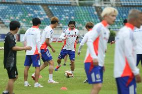 (SP)MYANMAR-YANGON-FIFA WORLD CUP QUALIFIERS-JAPANESE FOOTBALL TEAM-OFFICIAL TRAINING