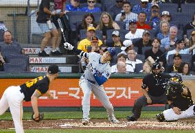 Baseball: Dodgers vs. Pirates