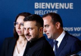 Volodymyr Zelensky At The Invalides - Paris