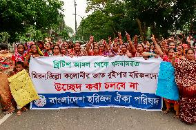 Protest Against Expulsion Of Harijans From The Mironzilla Colony - Bangladesh