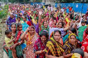 Protest Against Expulsion Of Harijans From The Mironzilla Colony - Bangladesh