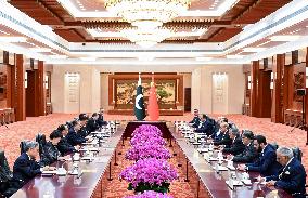 CHINA-BEIJING-ZHAO LEJI-PAKISTANI PM-MEETING (CN)