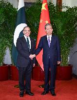 CHINA-BEIJING-ZHAO LEJI-PAKISTANI PM-MEETING (CN)