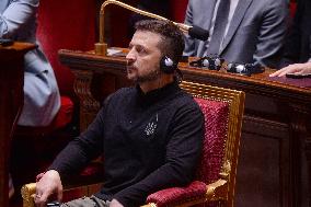 Volodymyr Zelensky at French Parliament - Paris