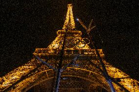 Olympic Symbols Unveiled On Eiffel Tower