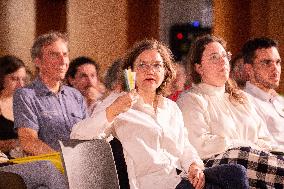 Marie Toussaint Campaign Meeting - Toulouse