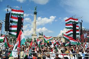 Protestors Gather In Budapest For The Call Of Peter Magyar, Leader Of The TISZA Party