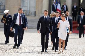 Emmanuel Macron leaves the Elysee - Paris