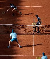 (SP)FRANCE-PARIS-TENNIS-ROLAND GARROS-FRENCH OPEN-MEN'S DOUBLES-FINAL