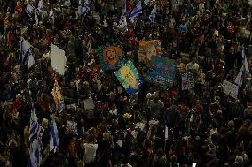 Protest Against Israeli Attacks On Gaza And Demanding The Return Of Hostages In Tel Aviv
