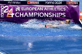 European Athletic Championships - Flavie Renouard Falls