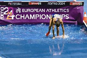 European Athletic Championships - Flavie Renouard Falls