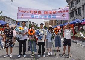 It's OK To Fall in Love as GAOKAO Ends in Fuyang