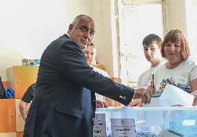 Bulgarians Vote For General Elections And For European Parliament