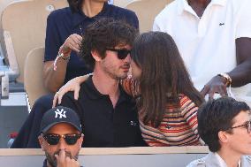 Logan Lerman and Ana Corrigan Looking Men's Final During The 2024 French Open - Village Day Fiftheeen NB