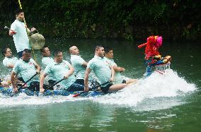 Dragon Boat Festival Celebrated in Hangzhou