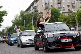 Rally in  support of Ukrainian POWs in Kyiv