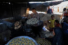 MIDEAST-GAZA-KHAN YOUNIS-DISPLACED PALESTINIANS-TEMPORARY SHELTER