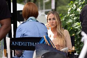 Cynthia Nixon And Sarah Jessica Parker On The Set Of And Just Like That - NYC