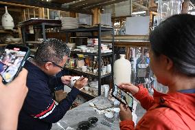 CHINA-JIANGXI-JINGDEZHEN-PORCELAIN-INNOVATOR (CN)