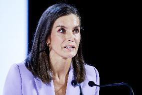 Queen Letizia Santander Bank Social projects