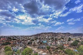 Cloudy Weather In Jaipur