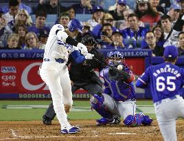 Baseball: Rangers vs. Dodgers