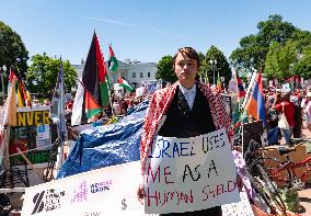 Thousands Of Pro-Palestinian Protesters Rally Around The White House