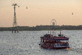 CHINA-HEILONGJIANG-HARBIN-SONGHUA RIVER-DAILY LIFE (CN)