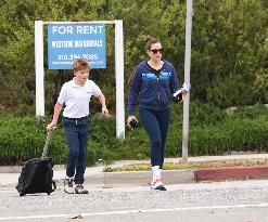 Ben Affleck And Jennifer Garner Reunite On Their Son Samuel's Last Day Of School - LA