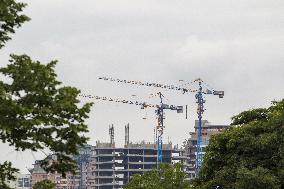 Tower cranes in Kyiv